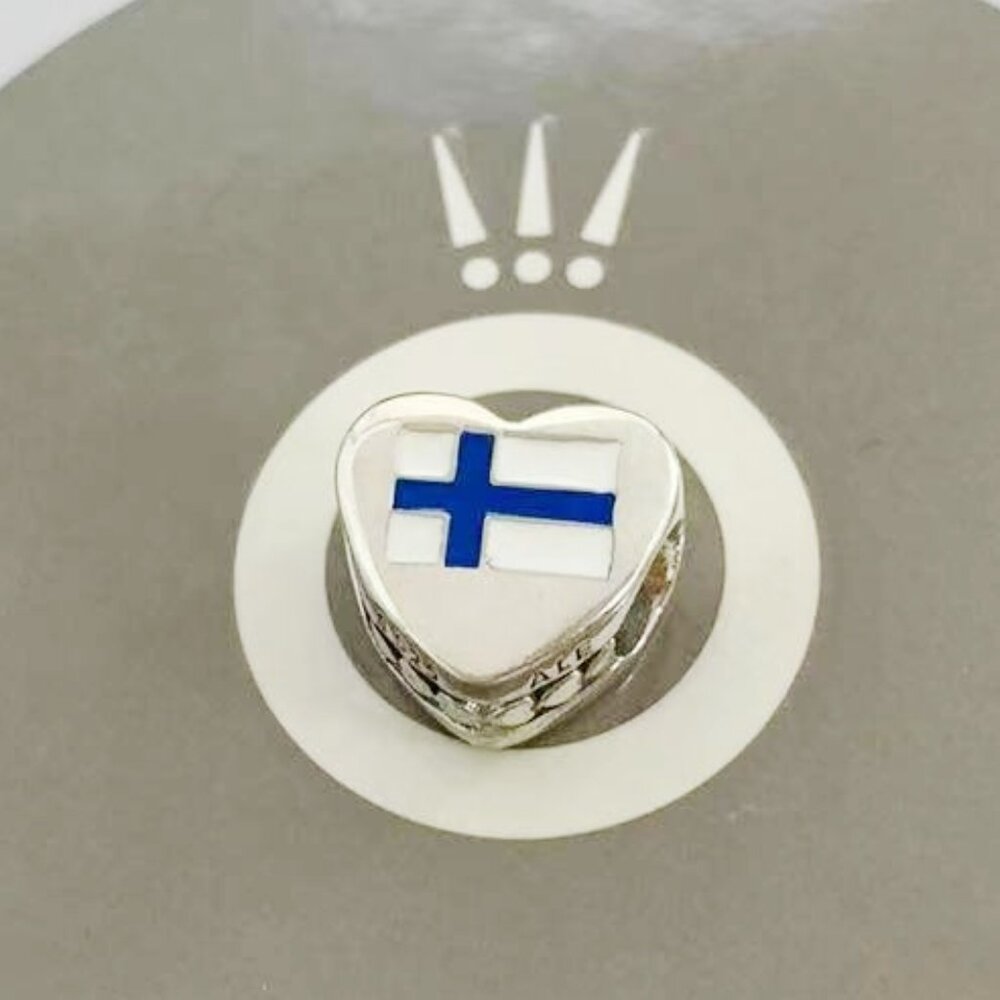 Pandora FINLAND Flag Heart Charm